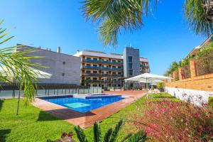 Fotografia z galérie ubytovania LITORAL COSTA DORADA - TROPICANA MAR Only families v destinácii Cambrils