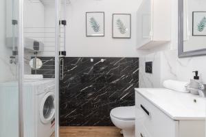 Koupelna v ubytování Beautiful & Comfortable Spacious Apartment in Gdansk by Renters