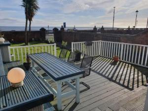 Gallery image of Roker North cliff Sea View in Sunderland