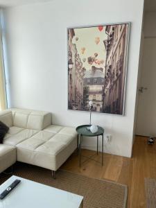 Fotografie z fotogalerie ubytování Exclusive 2 level Etage next to Arlanda-City Metro v destinaci Stockholm