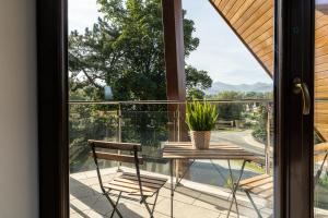 Balkón alebo terasa v ubytovaní Harenda Residence - Destigo Hotels