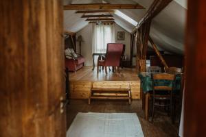 Posezení v ubytování Statek Veberovi + 8 fotografií