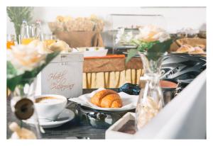Makanan di atau berdekatan hotel