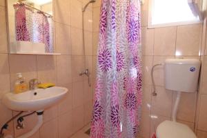 Vannituba majutusasutuses Apartments Stevan