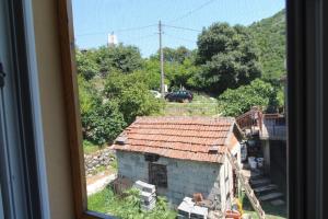 Hoone, kus the country house asub