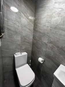 Ванна кімната в Flat in London