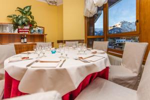 Restaurace v ubytování Hotel Relais Des Alpes