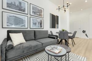Posedenie v ubytovaní Warsaw City Center Apartments by Noclegi Renters + 37 fotografií