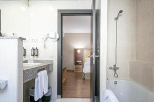 Bilik mandi di Hotel Best Andorra Center