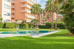 Bazén v ubytování Casa Playa Roquetas nebo v jeho okolí