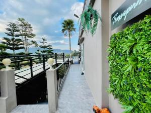 Balkón nebo terasa v ubytování Elevated Serenity Lodge in Khao Kho