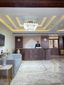 Členové personálu v ubytování ARCO Hotels and Resorts Srinagar + 37 fotografií