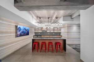 Cannery Lofts Niagara的厨房或小厨房