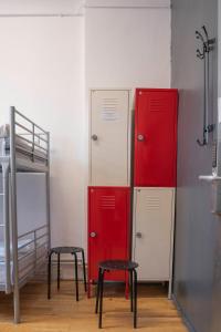 Posteľ alebo postele v izbe v ubytovaní New World St Hostel and Private Room