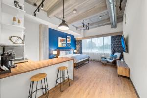 Cannery Lofts Niagara客房内的一张或多张床位