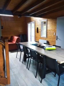 Część wypoczynkowa w obiekcie Chalet idéal 4-8 pers avec garage 20 mn Gérardmer