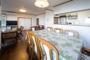 Kuchyň nebo kuchyňský kout v ubytování Atami SANKAITEN with Private ONSEN-vacation rental