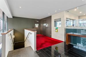 オークランドにあるMarina Luxe Retreat w Carpark-Pool-Spa-Gym-Saunaのギャラリーの写真