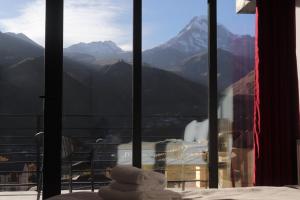 Üldine mäevaade või majutusasutusest Rooftop Kazbegi pildistatud vaade