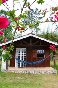 Κήπος έξω από το Chale Hortensia