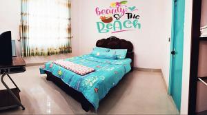 Giường trong phòng chung tại Homestay VT