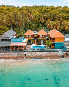 an aerial view of a resort on the beach at Sunrise Cottage in Nusa Penida