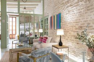 Część wypoczynkowa w obiekcie Judería de Sevilla IV Luxury Apartments