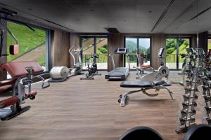 Posilňovňa alebo fitness centrum v ubytovaní ZillergrundRock Luxury Mountain Resort