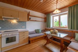 Kuchyň nebo kuchyňský kout v ubytování Ferienwohnung am Gant + 13 fotografií