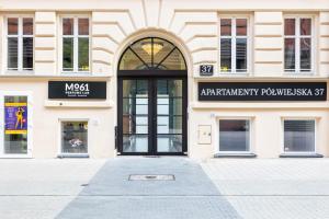 Apartamenty Browar Luxury Old Town Poznań 24h的门面或入口
