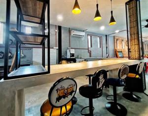 Gallery image of New DurianFarmBrick Villa22 pax FeldaTiTi in Kampong Jelundong