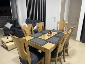 Posezení v ubytování Hermoso apartamento para descansar en familia