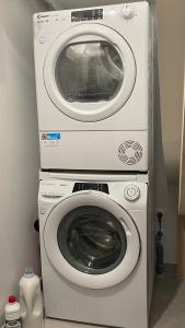 Fotografie z fotogalerie ubytování Chambre Evasion - SDB WC Privatif - Entrée autonome - Grande TV NETFLIX v destinaci Compiègne