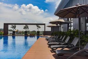 Πισίνα στο ή κοντά στο [NEW]Puchong Pavilion/HighFloor/5pax/modern design