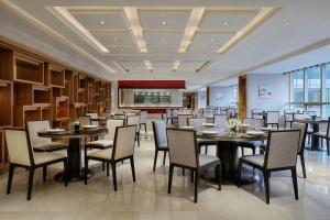 מסעדה או מקום אחר לאכול בו ב-Sheraton Changsha Hotel