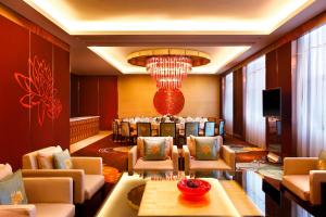 漯河建业福朋酒店（喜来登集团管理）的休息区