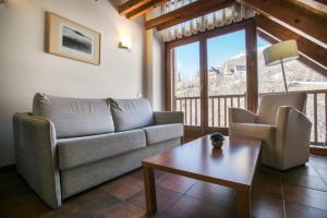 Posedenie v ubytovaní Apartamentos SNÖ Mont Romies Unhola