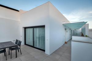 Balkón nebo terasa v ubytování VILLAR Suites by Cadiz4Rentals