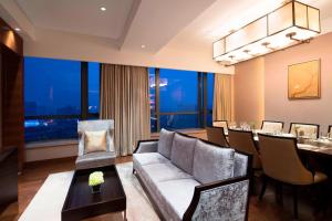 Posezení v ubytování Four Points by Sheraton Hefei Shushan