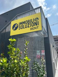Ein Zertifikat, Auszeichnung, Logo oder anderes Dokument, das in der Unterkunft Corridoni33 - Immobili e Soluzioni Rent ausgestellt ist