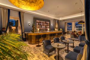 Lounge nebo bar v ubytování Hotel Mediterraneo