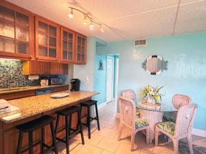 Billede fra billedgalleriet på 1 BR Brisa Del Mar! Ground Floor Unit! i Cocoa Beach