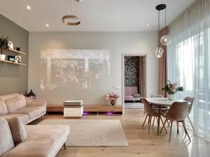 Posezení v ubytování 2 bedroom premium home in the heart of Tallinn