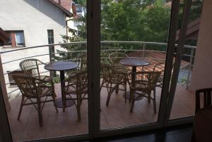 Balkón nebo terasa v ubytování Hostel Jedvaj