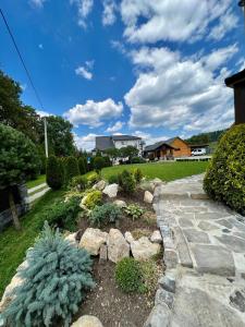 Afbeelding uit fotogalerij van Arnica in Yasinya +56 foto's