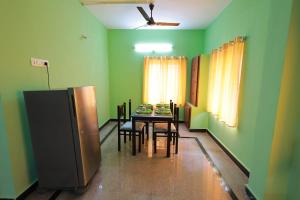 Gambar di galeri bagi Aditya Homestay di Tirupati