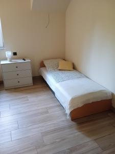 KamionkaにあるApartamenty Zaciszeのギャラリーの写真 +8枚の写真