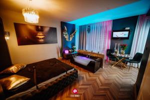 TV a/nebo společenská místnost v ubytování Apartament Pod Skrzydłami Aniola