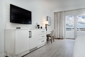 TV a/nebo společenská místnost v ubytování Ocean Place Resort & Spa