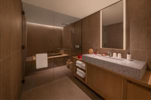 Een badkamer bij Shisui, a Luxury Collection Hotel, Nara